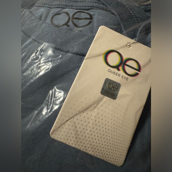 🏳️‍🌈 NWT! QE Unisex Choose Kindness Blue Tshirt - Picture 6 of 10